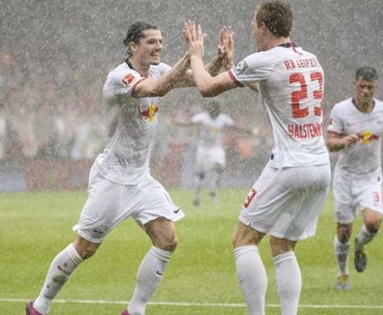  柏林联合书写平民传奇，升班马逼平传统豪强引热议