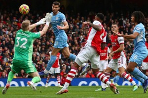  昂热铁卫门线救险零封圣埃蒂安  