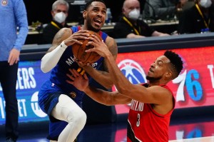  开拓者利拉德60分创队史新纪录