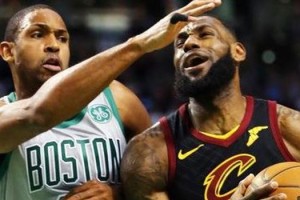  詹姆斯生涯总分突破四万大关  