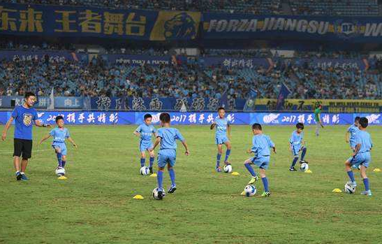  AC米兰青训营爆发疫情，梯队赛事全面暂停